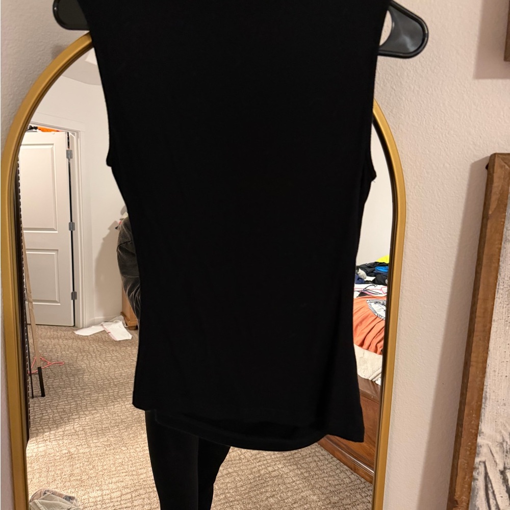 Black Sleeveless Top